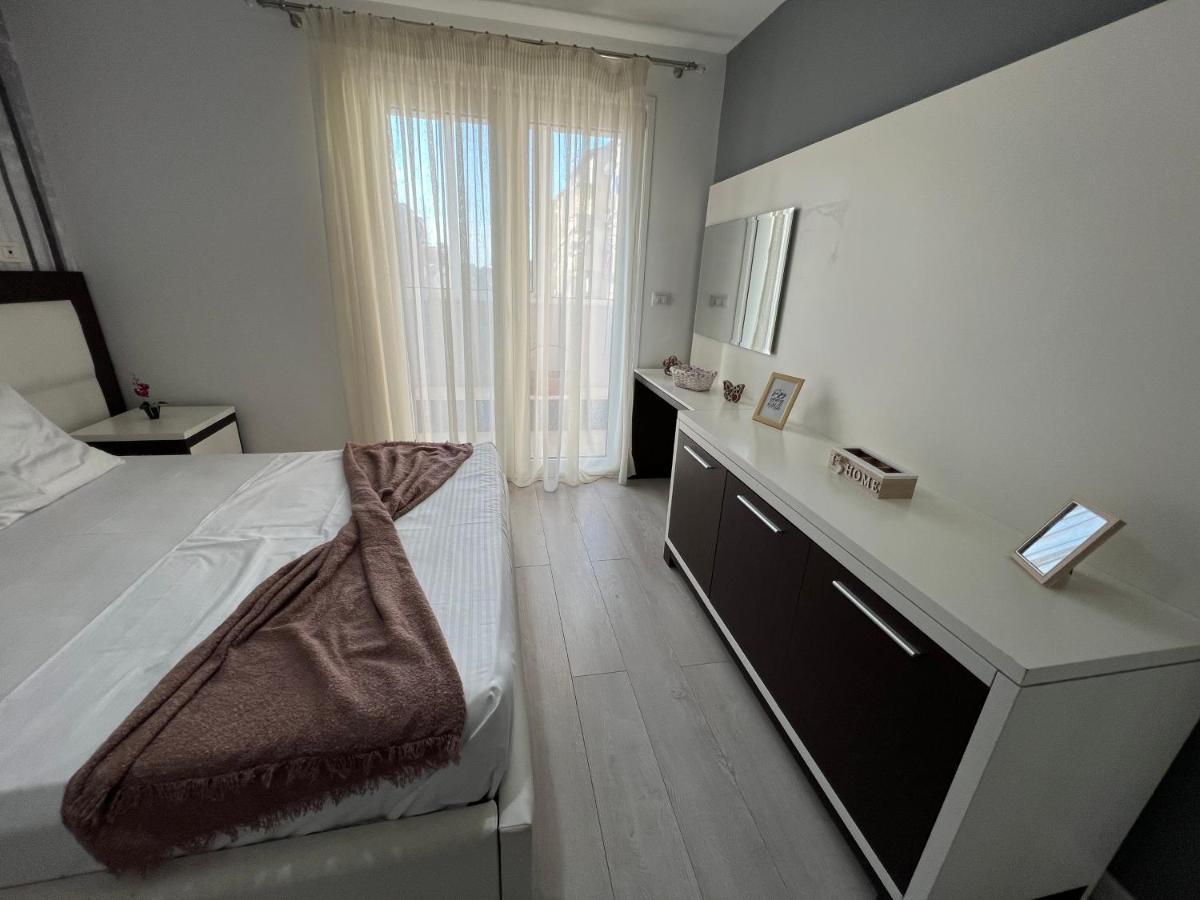 Tirana Noemi Home Exterior photo